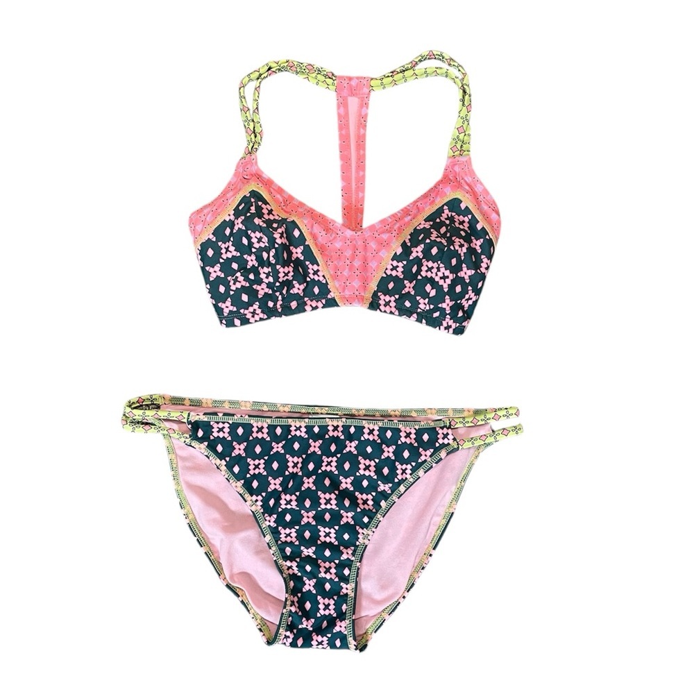 Xhiliration D/DD bikini set
